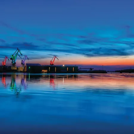 Appartamento 2 Bedroom Lovely In