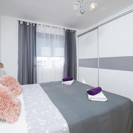 Apartamento Gorgeous In Pula